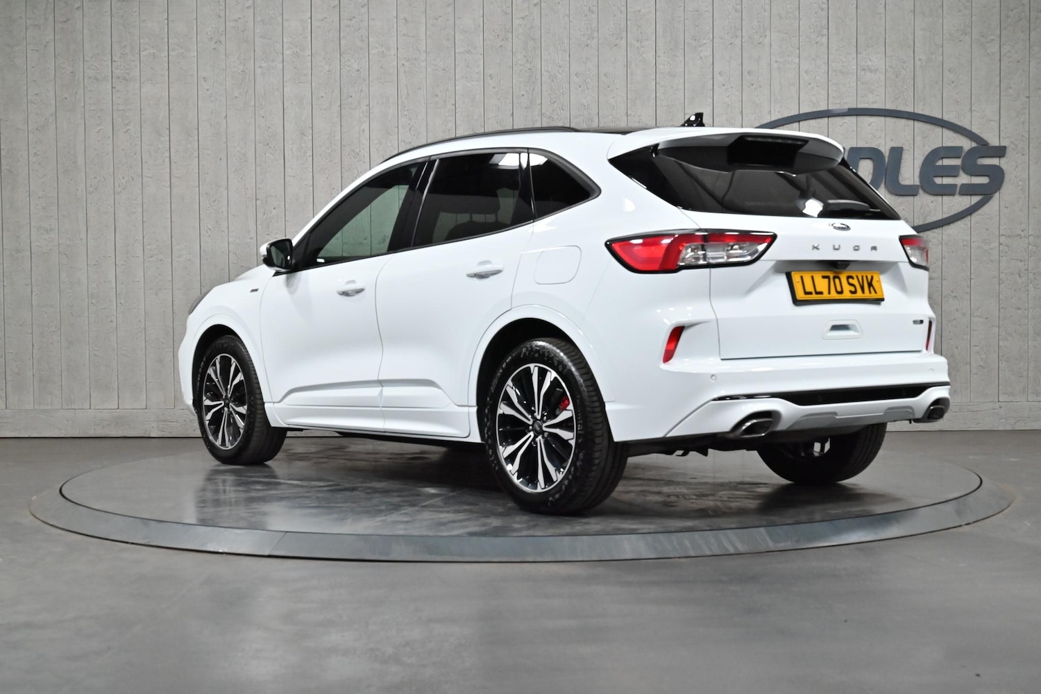 Used Ford Kuga 2020 for sale - 76348759: Photo 4