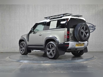 Used Land Rover Defender 90 2021 for sale - 79099170: Photo