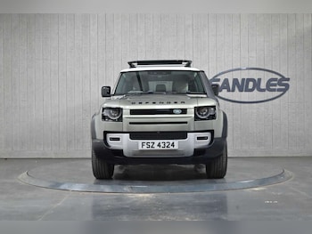 Used Land Rover Defender 90 2021 for sale - 79099170: Photo