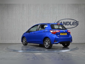 Used Toyota Yaris 2019 for sale - 78577533: Photo
