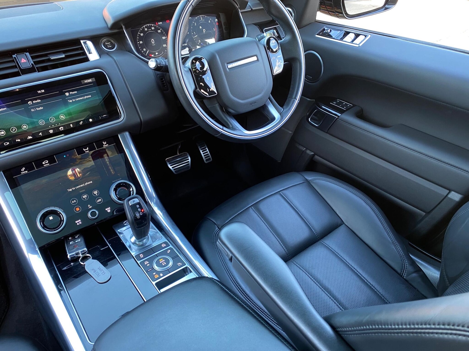 Used Land Rover Range Rover Sport 2022 for sale - 78047698: Photo 2