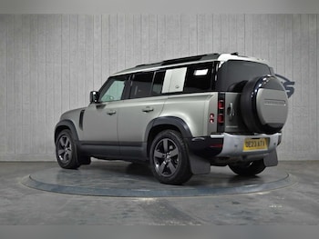 Used Land Rover Defender 2023 for sale - 78788853: Photo