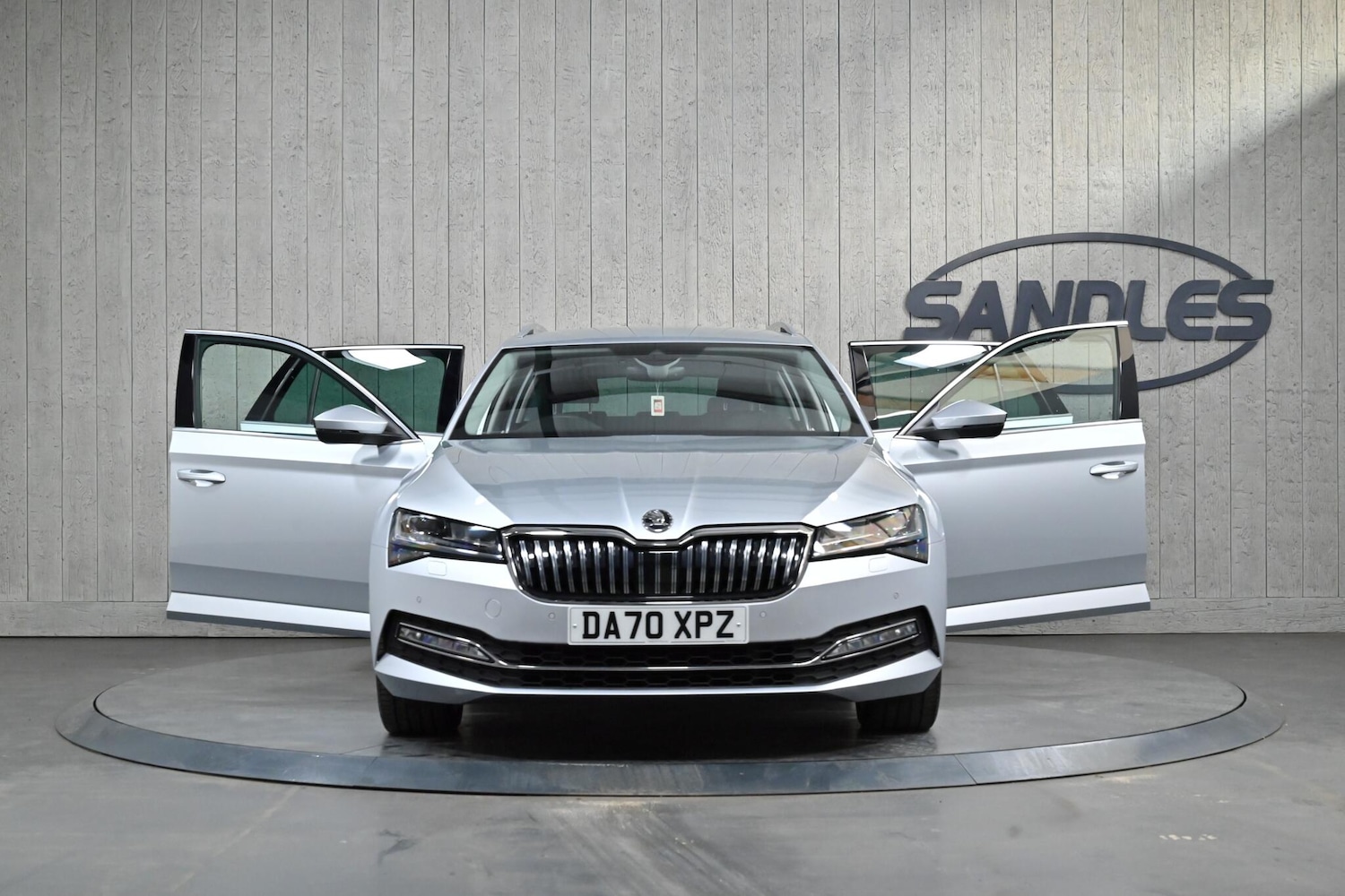 Used Skoda Superb 2020 for sale - 77440578: Photo 11