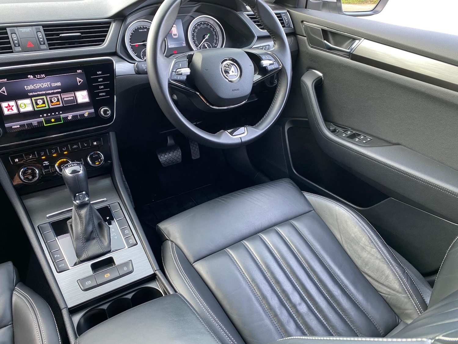 Used Skoda Superb 2020 for sale - 77440578: Photo 2