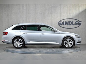 Used Skoda Superb 2020 for sale - 77440578: Photo