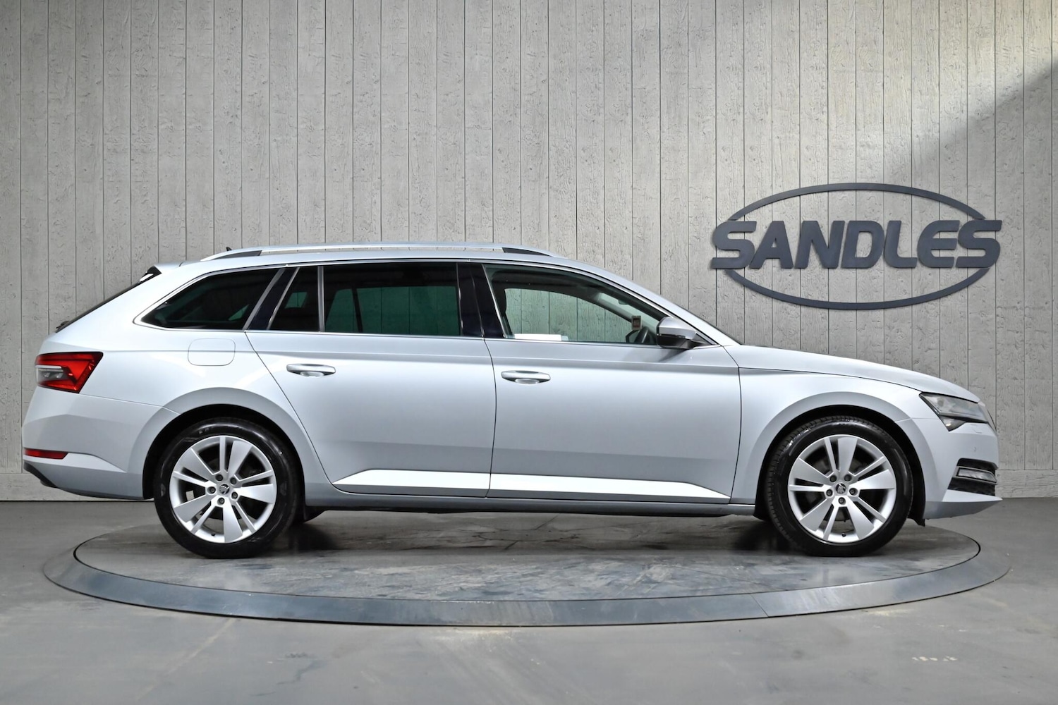 Used Skoda Superb 2020 for sale - 77440578: Photo 5