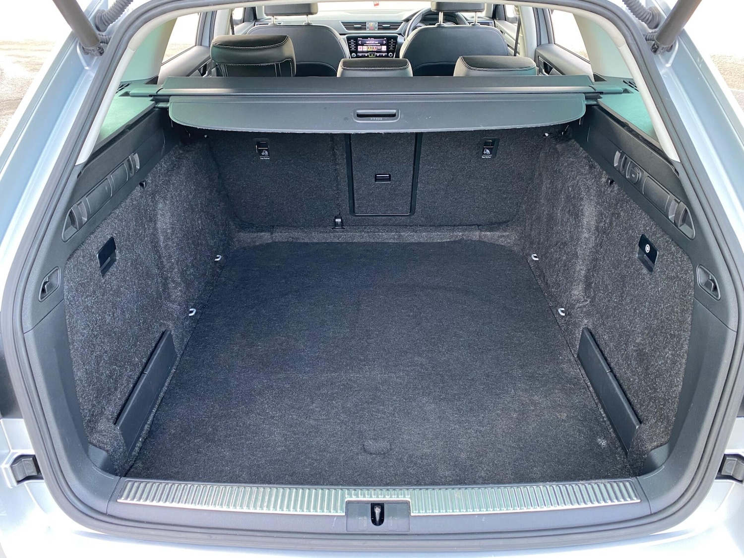 Used Skoda Superb 2020 for sale - 77440578: Photo 54