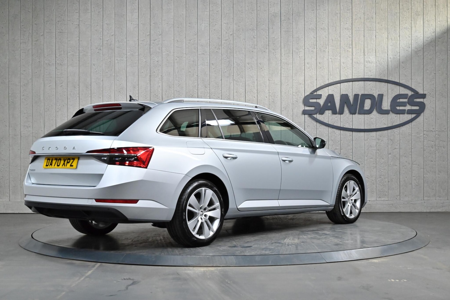 Used Skoda Superb 2020 for sale - 77440578: Photo 7