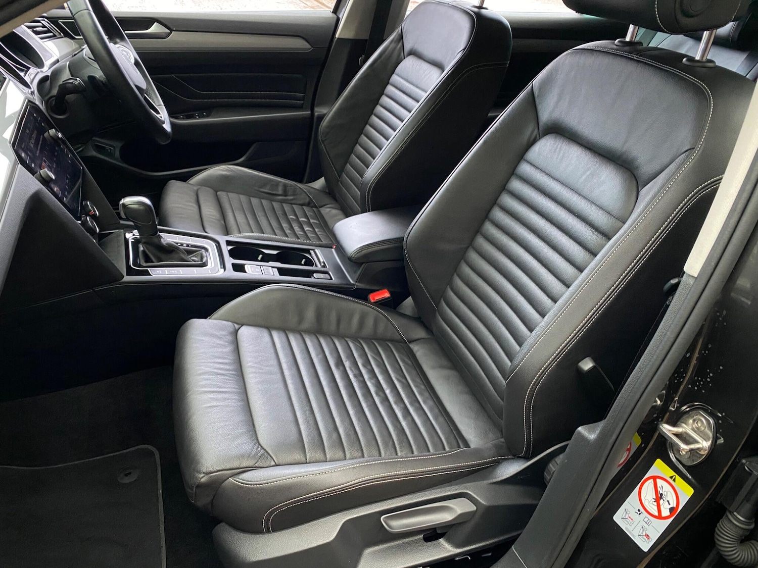 Used Volkswagen Passat 2022 for sale - 77441121: Photo 25