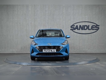 Used Hyundai i10 2023 for sale - 78577585: Photo