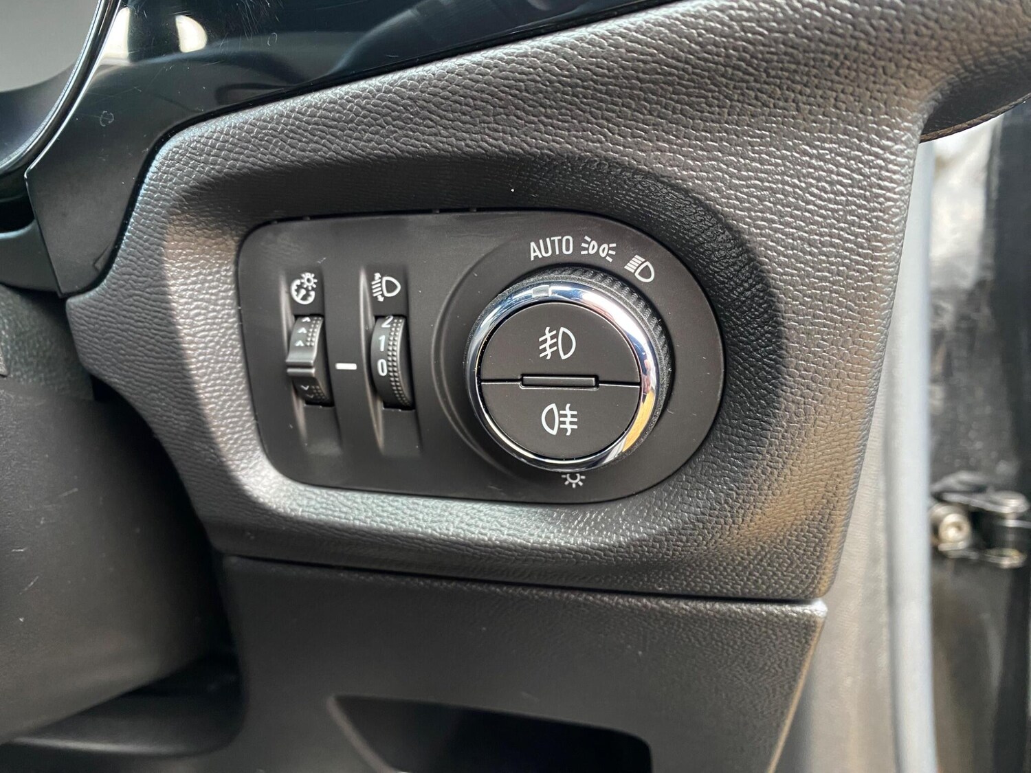 Used Vauxhall Corsa 2023 for sale - 76398081: Photo 44