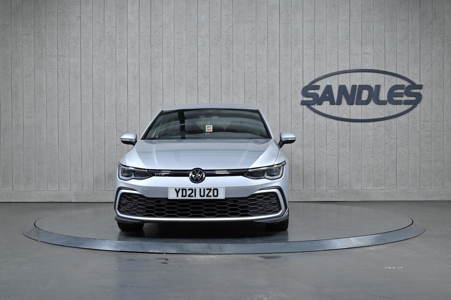 Used Volkswagen Golf 2021 for sale - 76913346: Photo 2