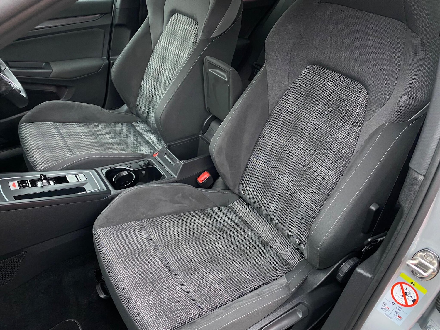 Used Volkswagen Golf 2021 for sale - 76913346: Photo 24