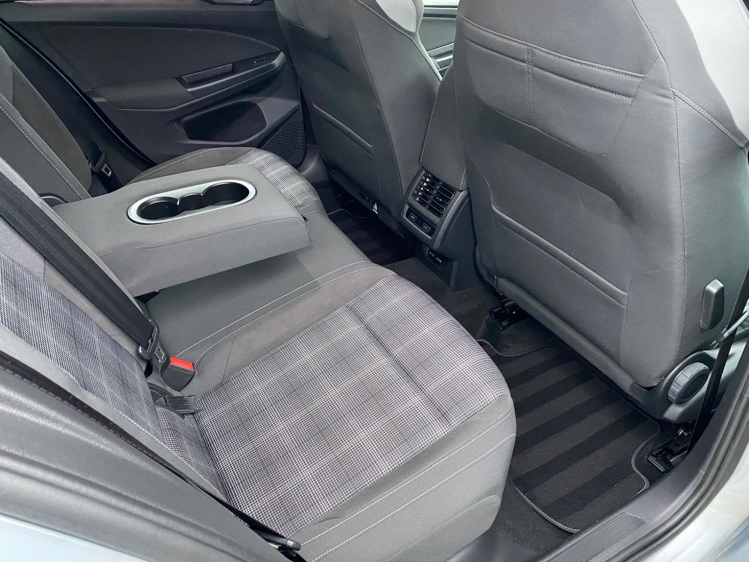 Used Volkswagen Golf 2021 for sale - 76913346: Photo 28