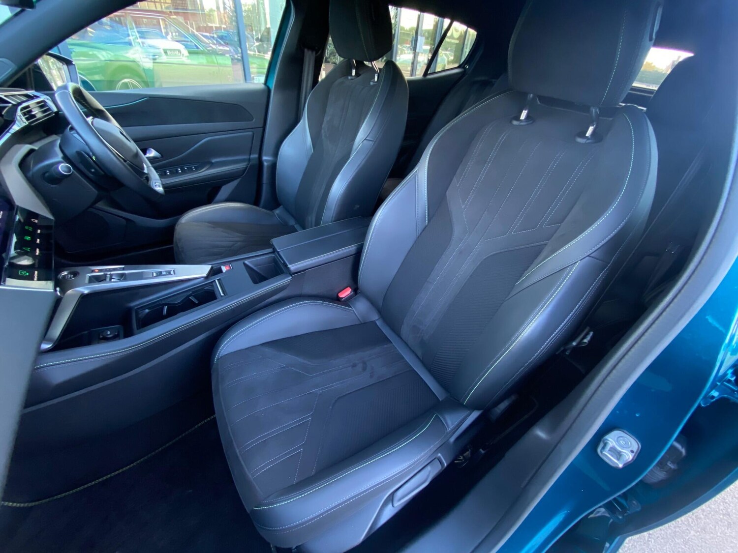 Used Peugeot 408 2024 for sale - 76388456: Photo 23