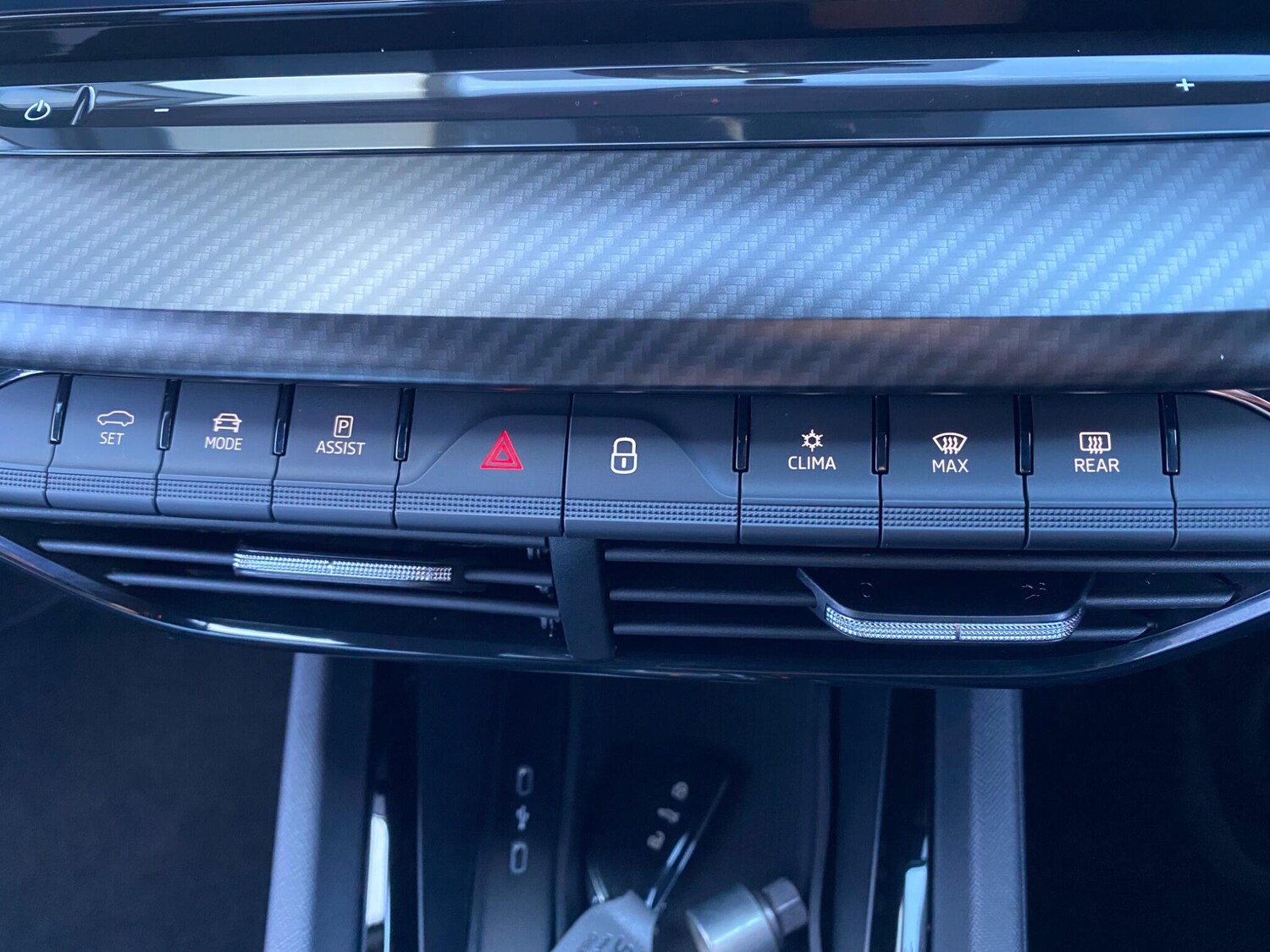 Used Skoda Octavia 2023 for sale - 76349390: Photo 40