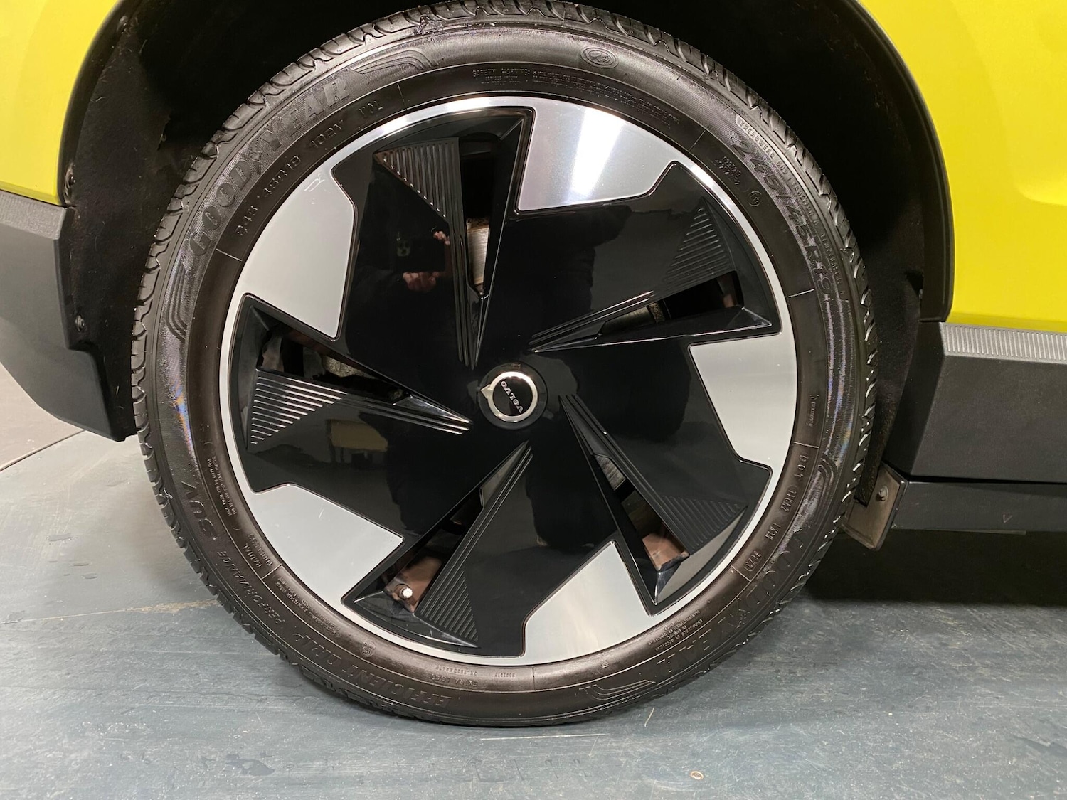 Used Volvo EX30 2024 for sale - 77081780: Photo 17