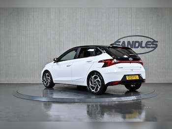Used Hyundai i20 2021 for sale - 76965206: Photo