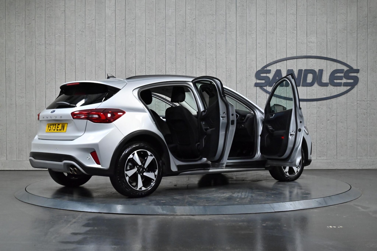 Used Ford Focus 2023 for sale - 76801240: Photo 13