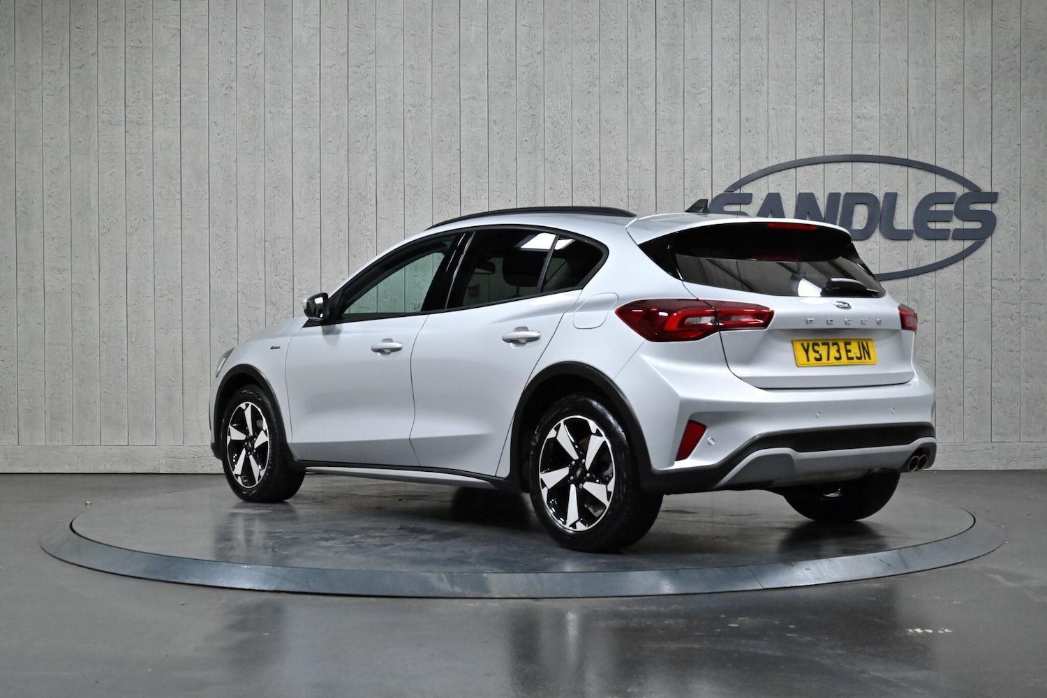 Used Ford Focus 2023 for sale - 76801240: Photo 4