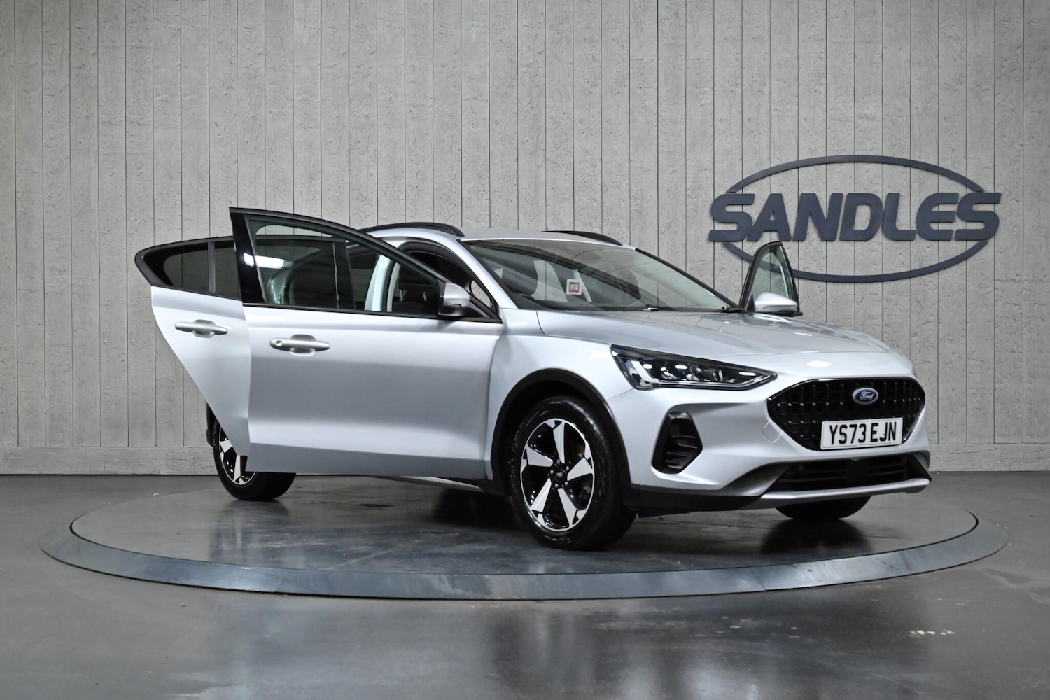 Used Ford Focus 2023 for sale - 76801240: Photo 8