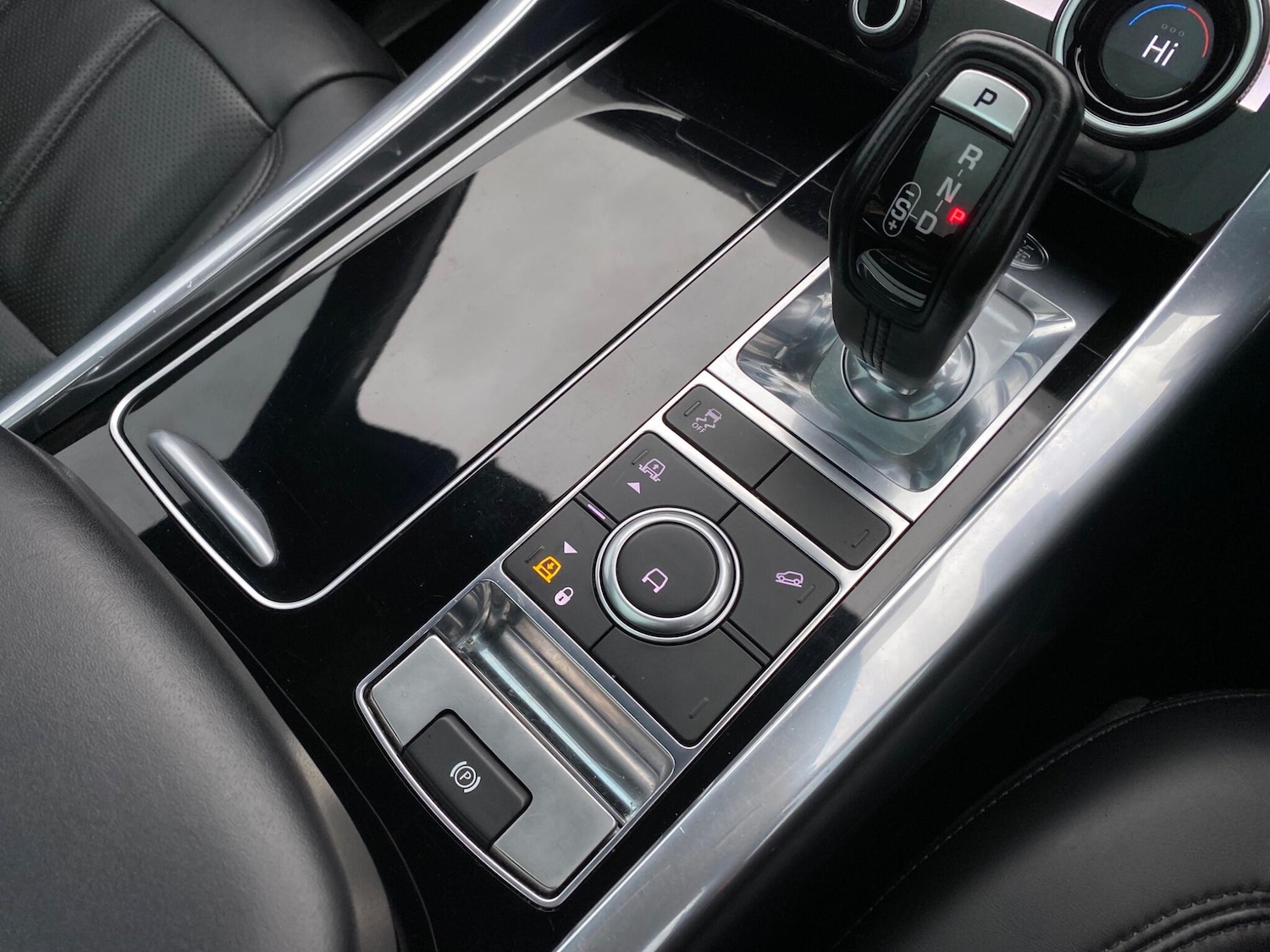 Used Land Rover Range Rover Sport 2018 for sale - 77174532: Photo 44