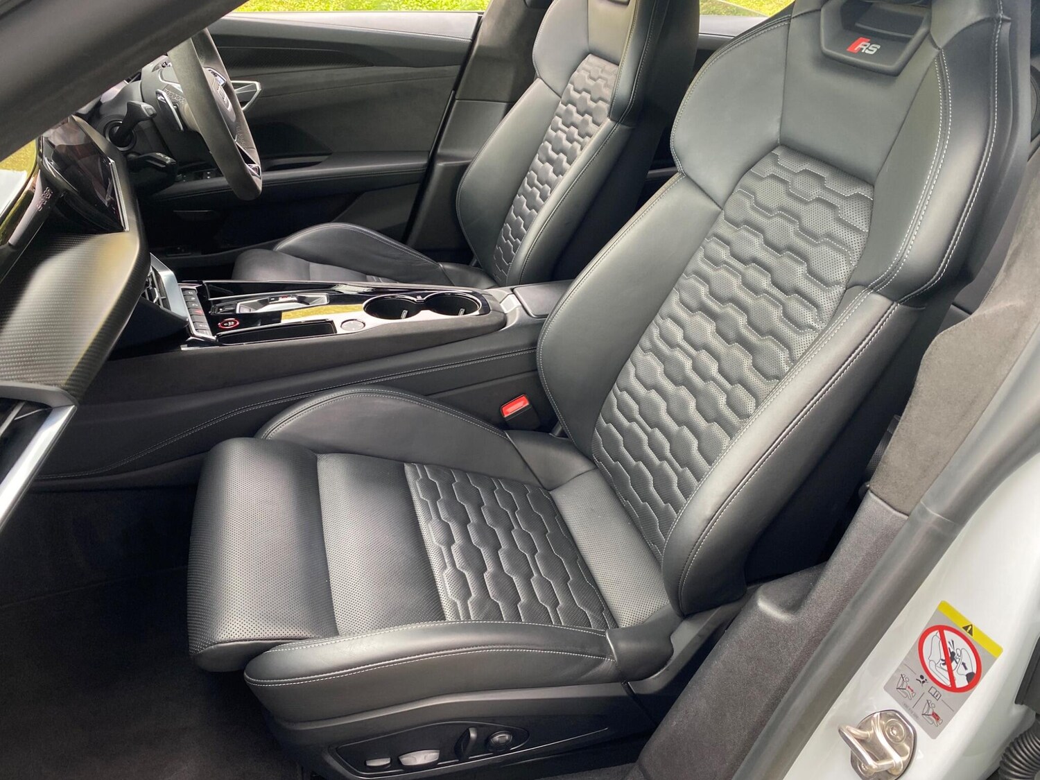 Used Audi RS e-tron GT for sale - 78035060: Photo 26