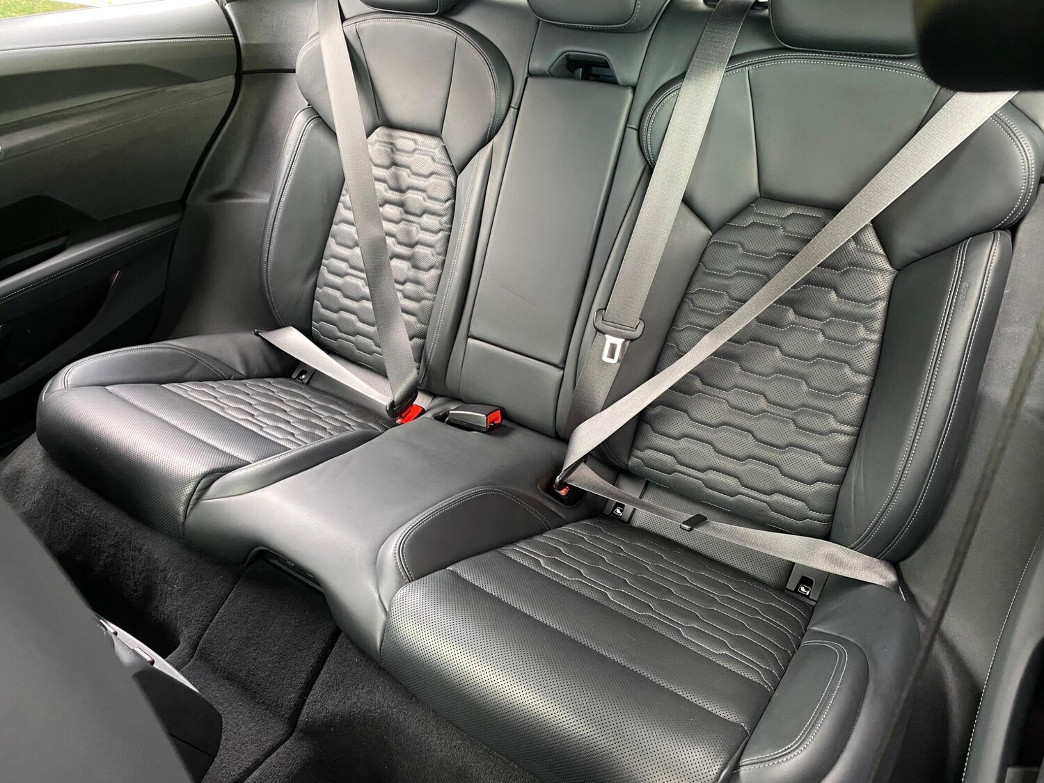 Used Audi RS e-tron GT for sale - 78035060: Photo 29