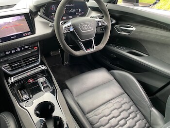 Used Audi RS e-tron GT 2022 for sale - 78035060: Photo