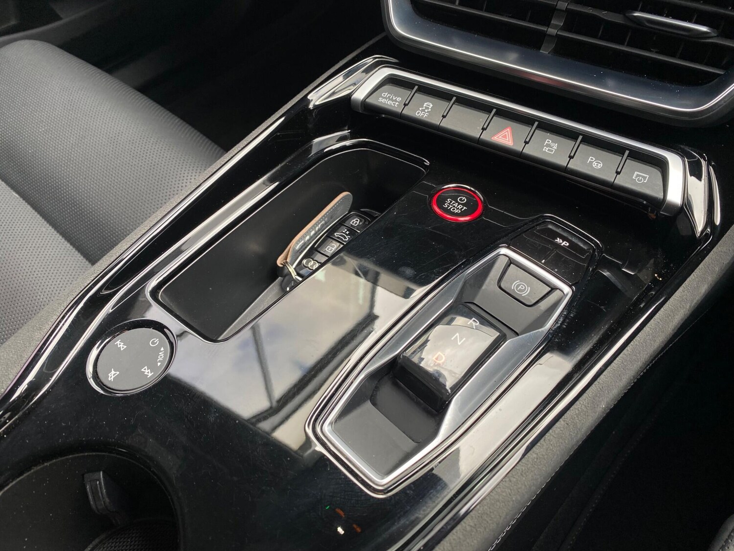 Used Audi RS e-tron GT for sale - 78035060: Photo 44