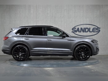 Used Volkswagen Touareg 2022 for sale - 78384110: Photo