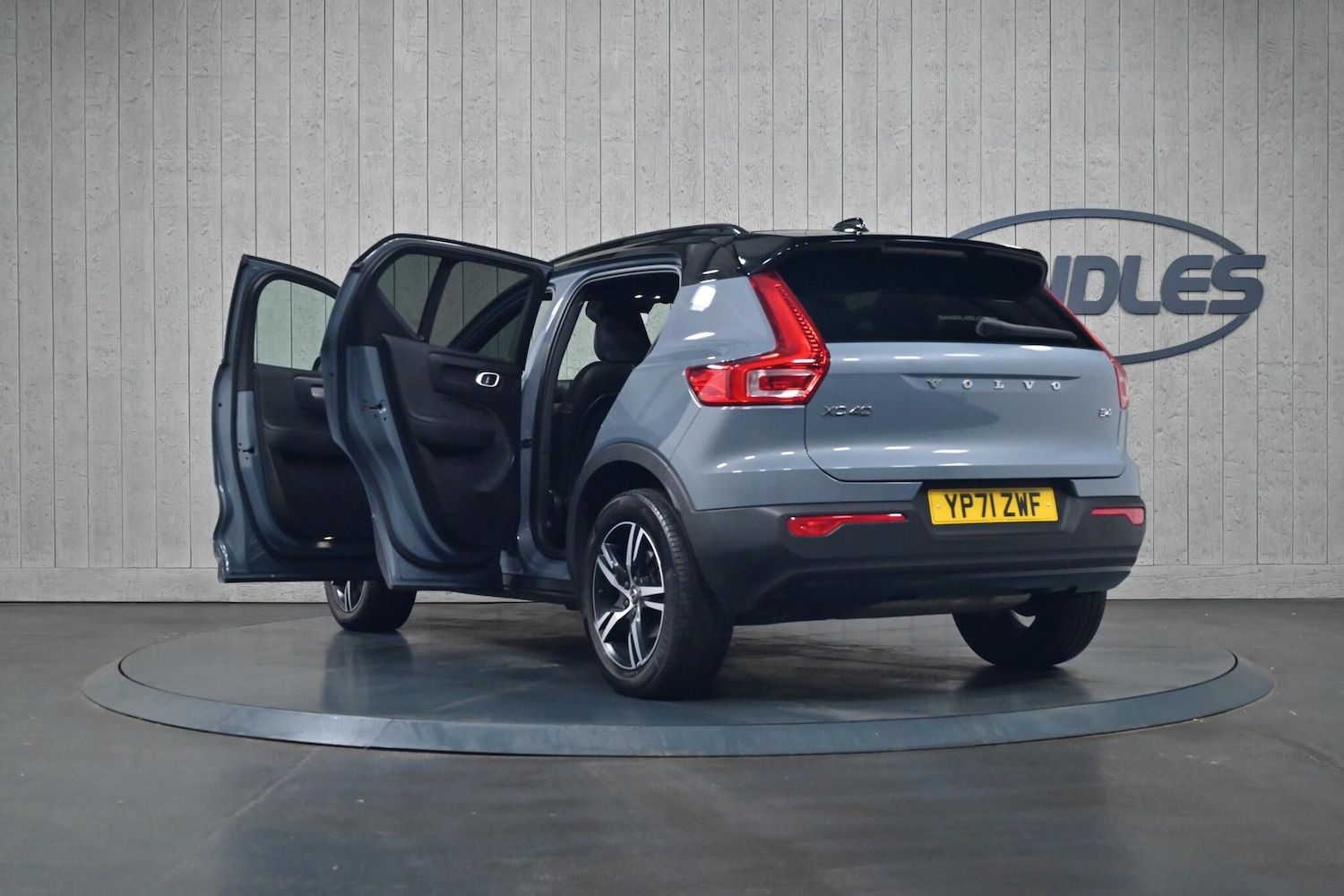 Used Volvo XC40 2021 for sale - 75669366: Photo 11