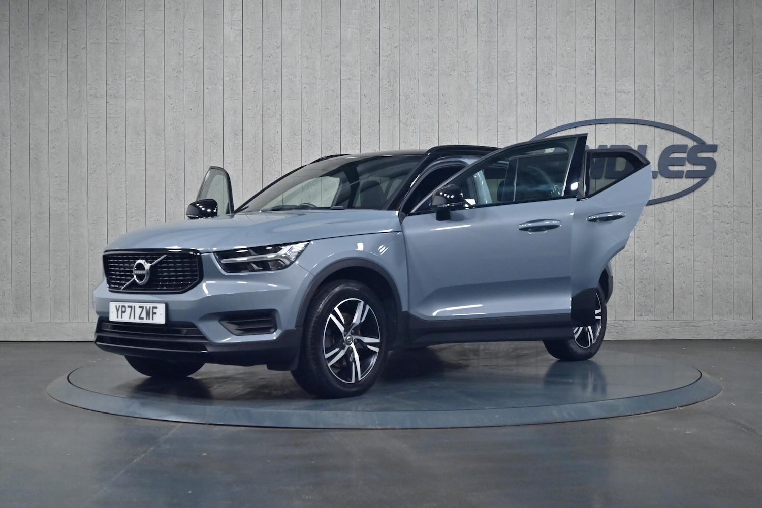 Used Volvo XC40 2021 for sale - 75669366: Photo 14