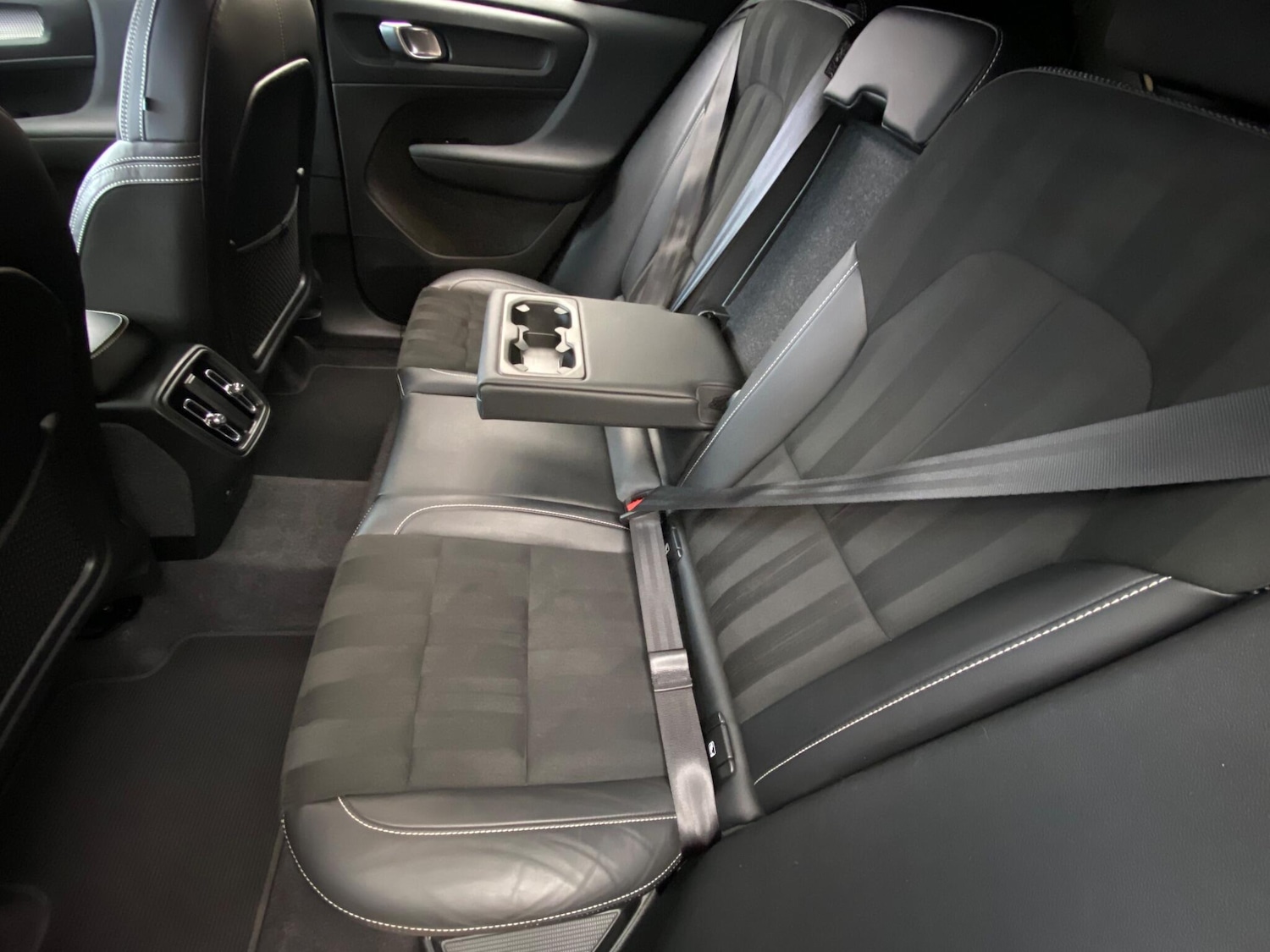 Used Volvo XC40 2021 for sale - 75669366: Photo 29