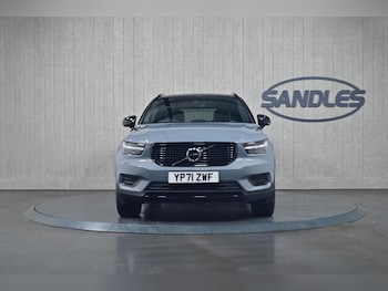 Used Volvo XC40 2021 for sale - 75669366: Photo 2