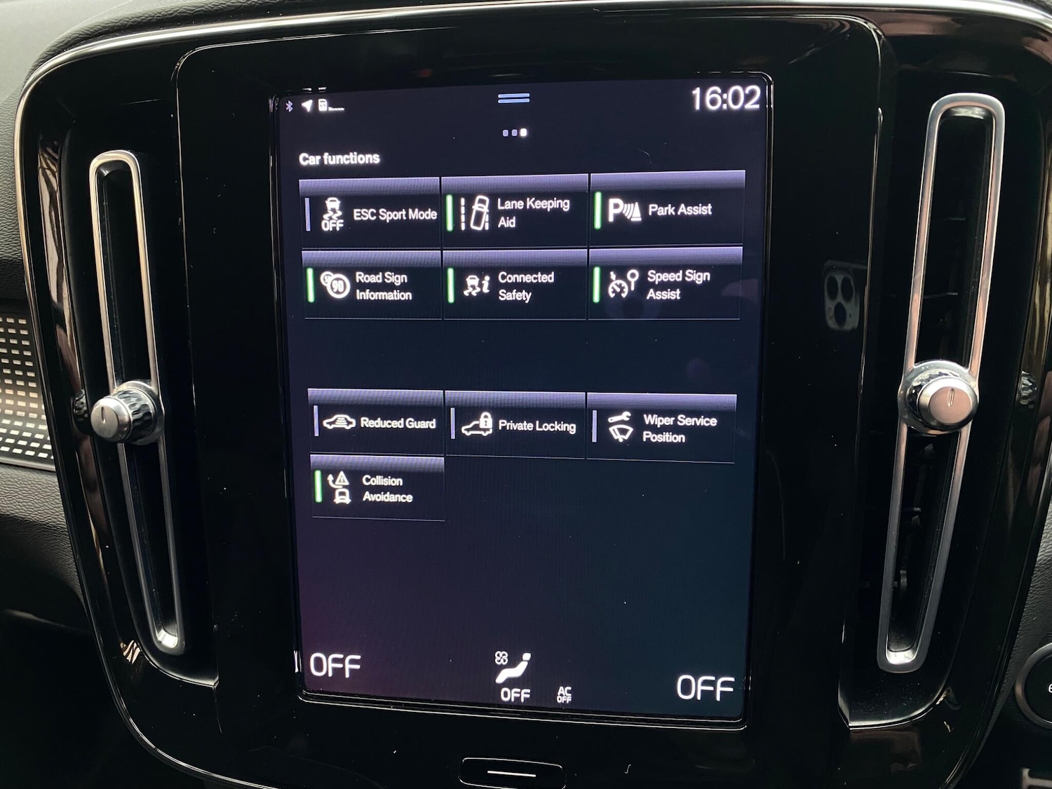 Used Volvo XC40 2021 for sale - 75669366: Photo 34