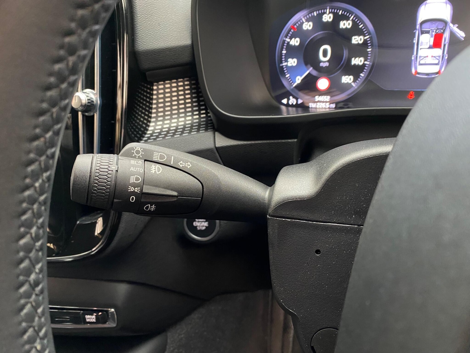 Used Volvo XC40 2021 for sale - 75669366: Photo 42