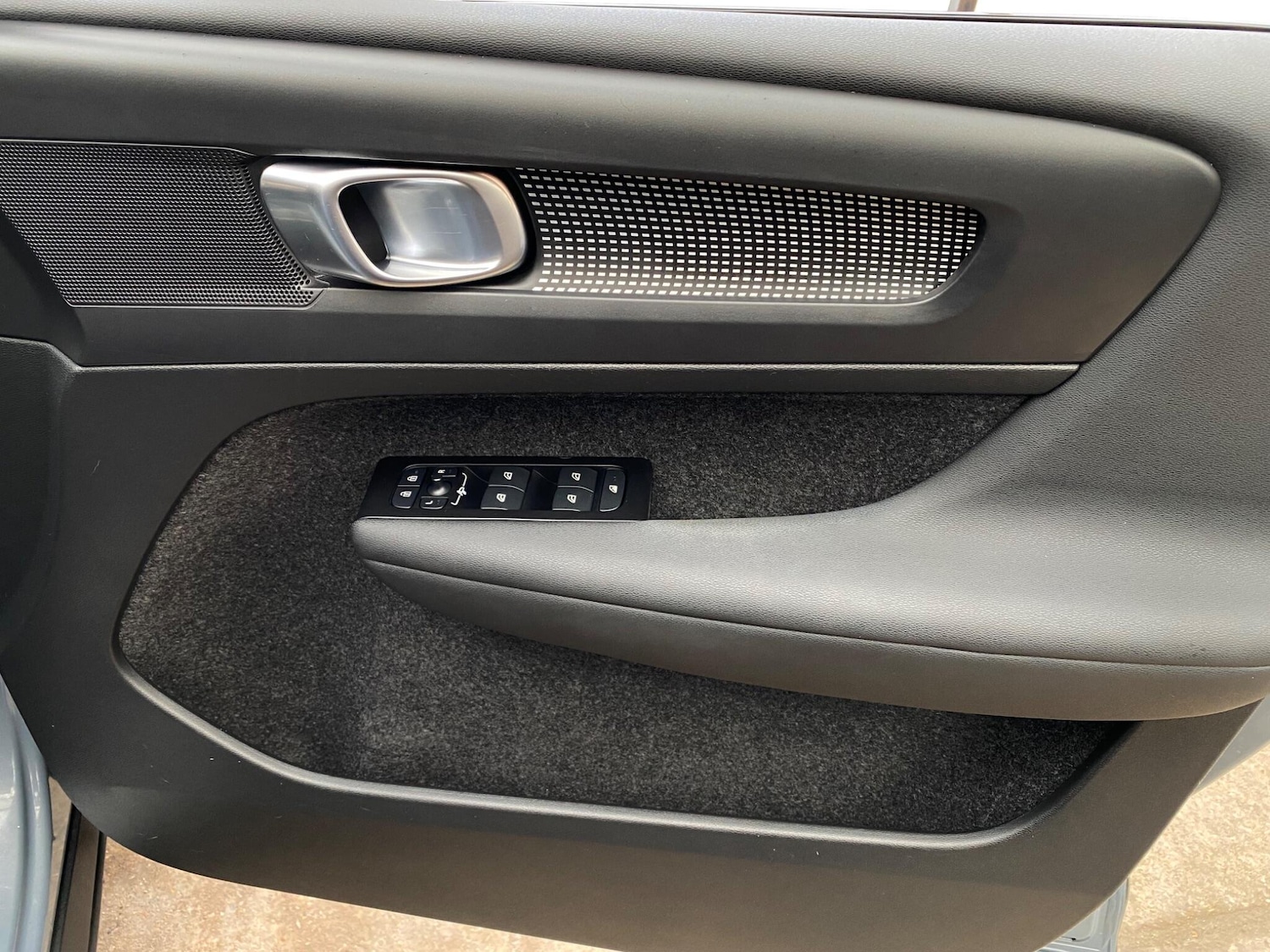 Used Volvo XC40 2021 for sale - 75669366: Photo 46