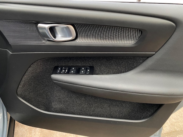 Used Volvo XC40 2021 for sale - 75669366: Photo 46