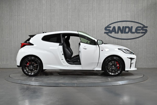 Used Toyota Yaris 2021 for sale - 74850247: Photo 10