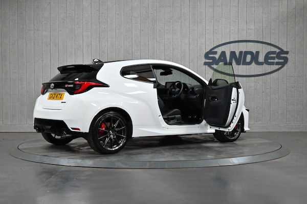 Used Toyota Yaris 2021 for sale - 74850247: Photo 13