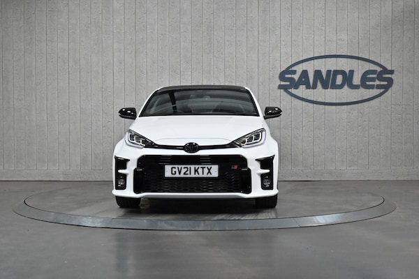 Used Toyota Yaris 2021 for sale - 74850247: Photo 2