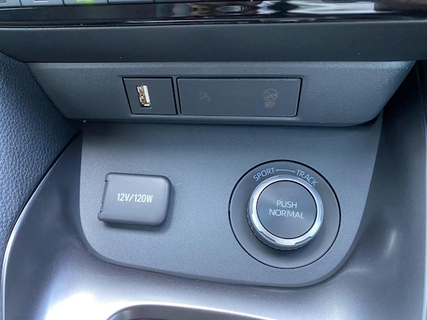 Used Toyota Yaris 2021 for sale - 74850247: Photo 36