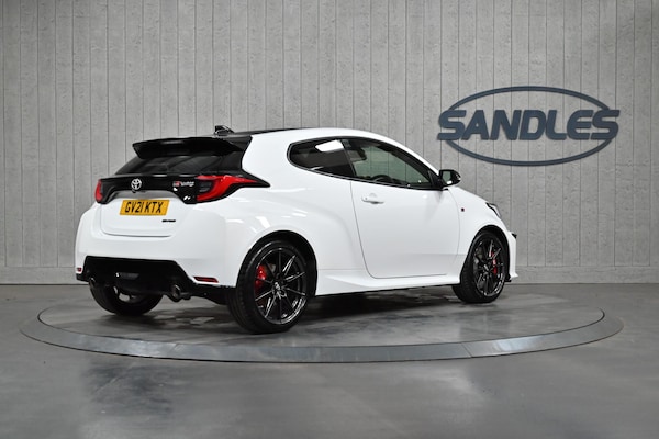 Used Toyota Yaris 2021 for sale - 74850247: Photo 6
