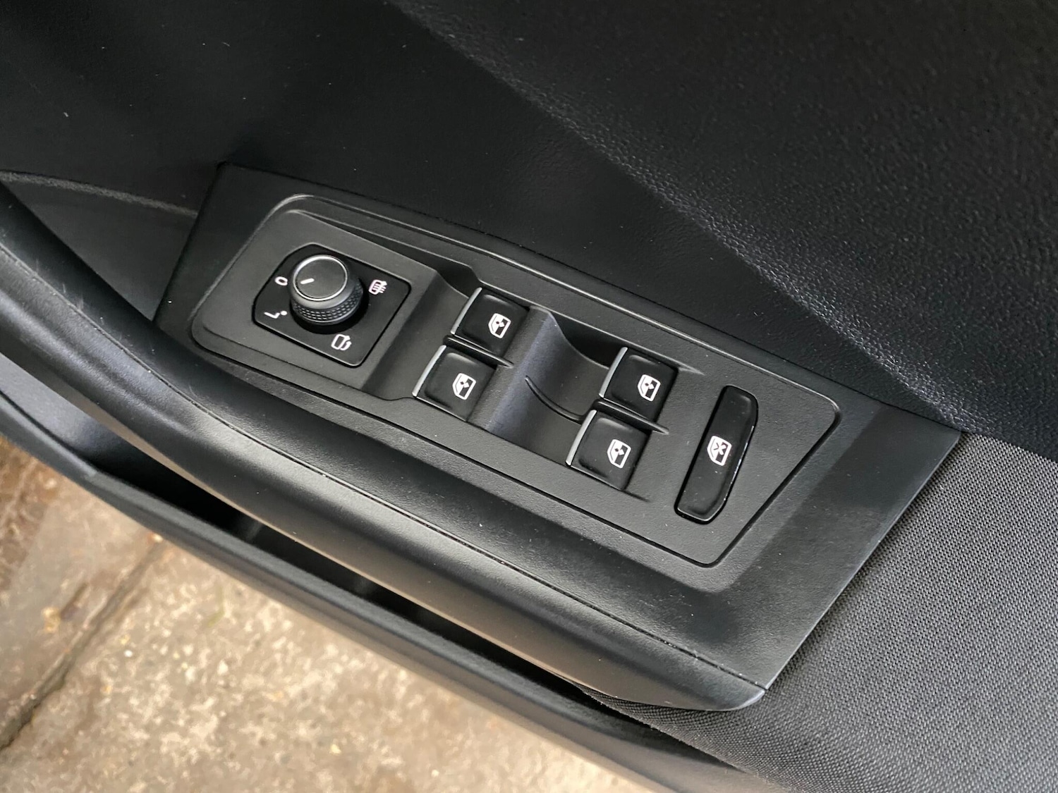 Used Volkswagen T-Roc 2018 for sale - 76537610: Photo 46