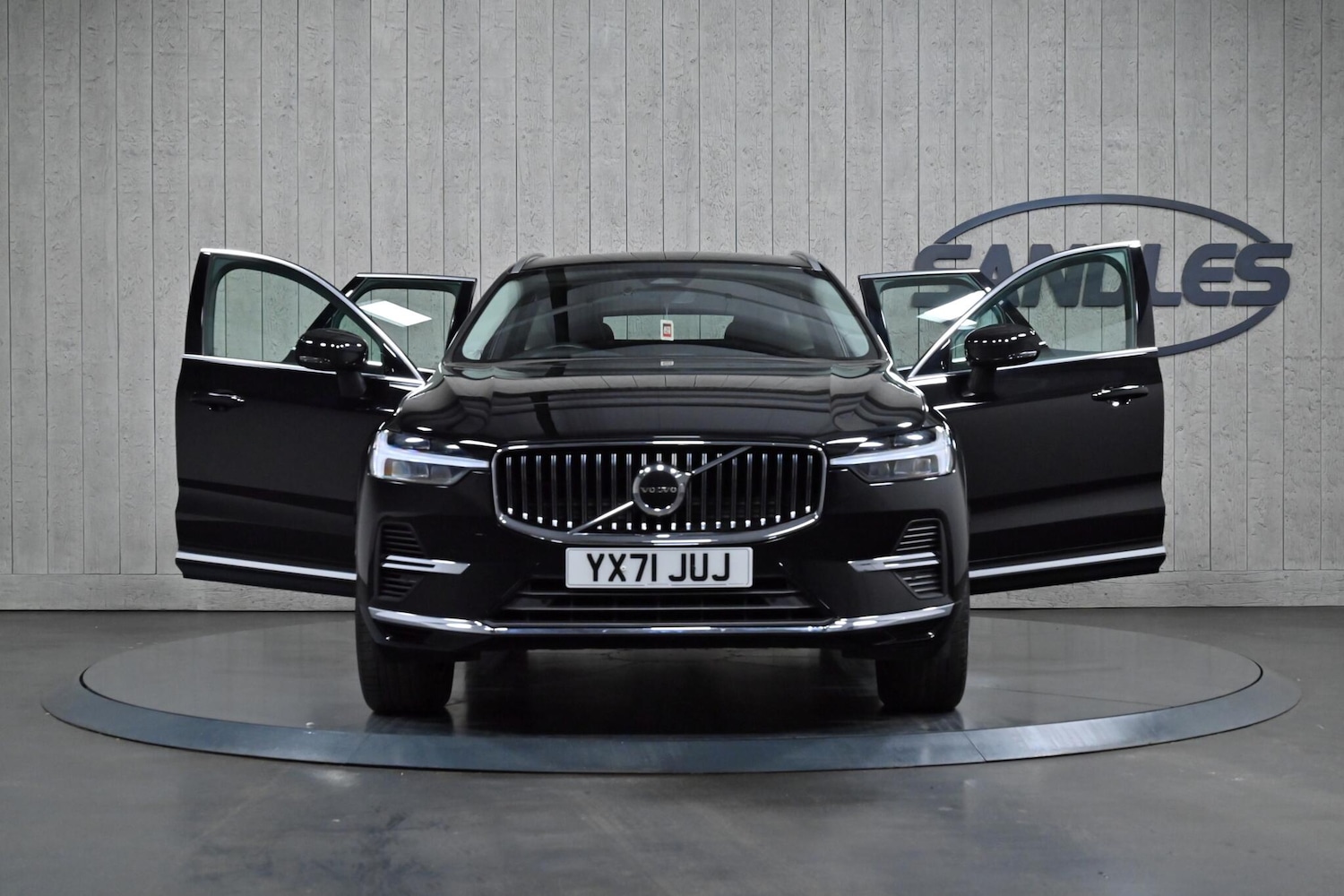 Used Volvo XC60 2021 for sale - 76388881: Photo 10