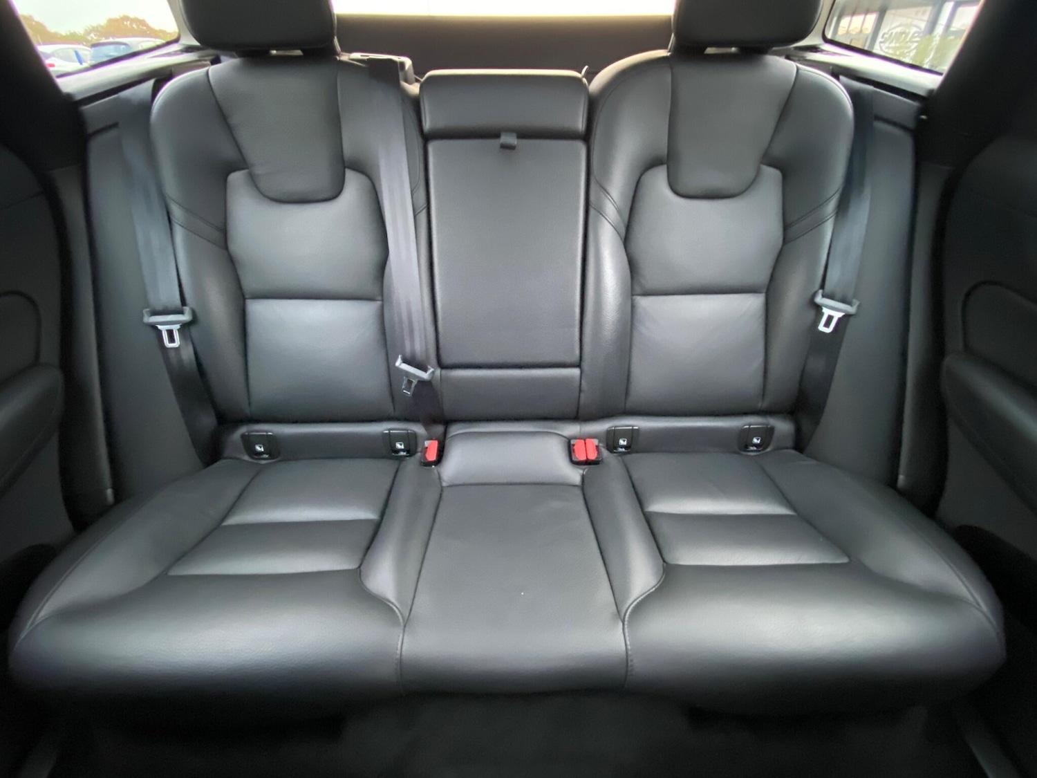 Used Volvo XC60 2021 for sale - 76388881: Photo 27