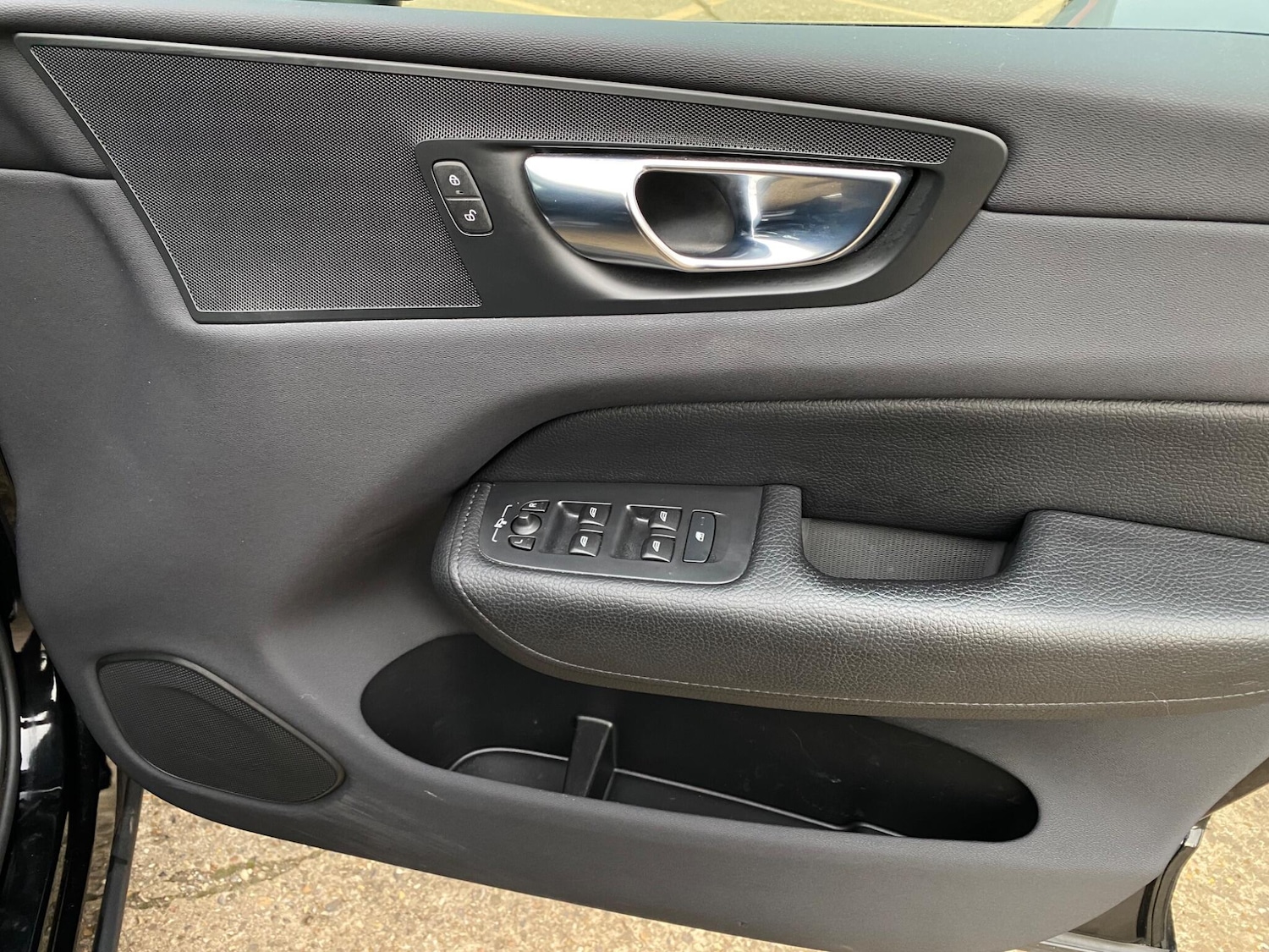 Used Volvo XC60 2021 for sale - 76388881: Photo 47