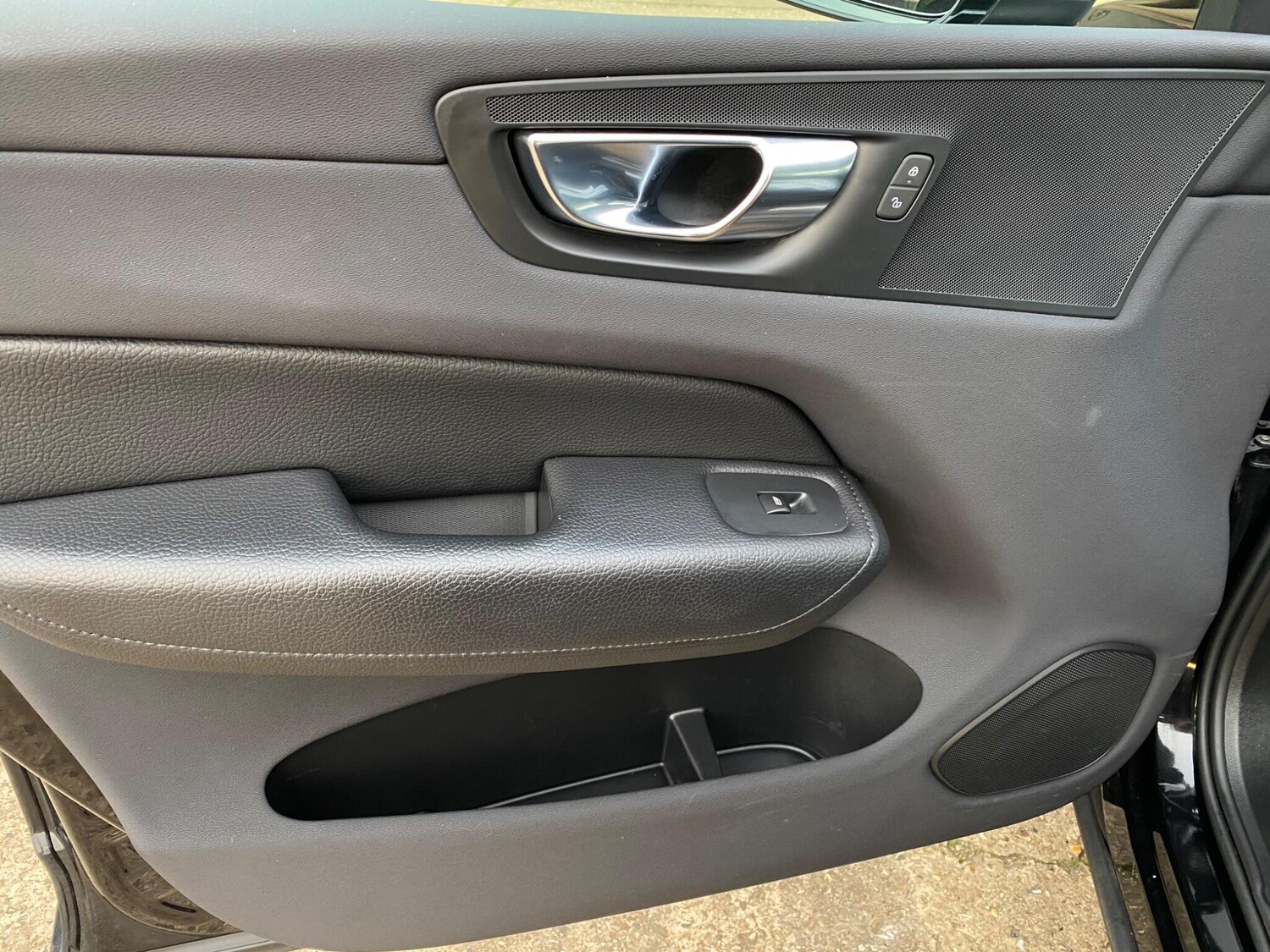 Used Volvo XC60 2021 for sale - 76388881: Photo 49