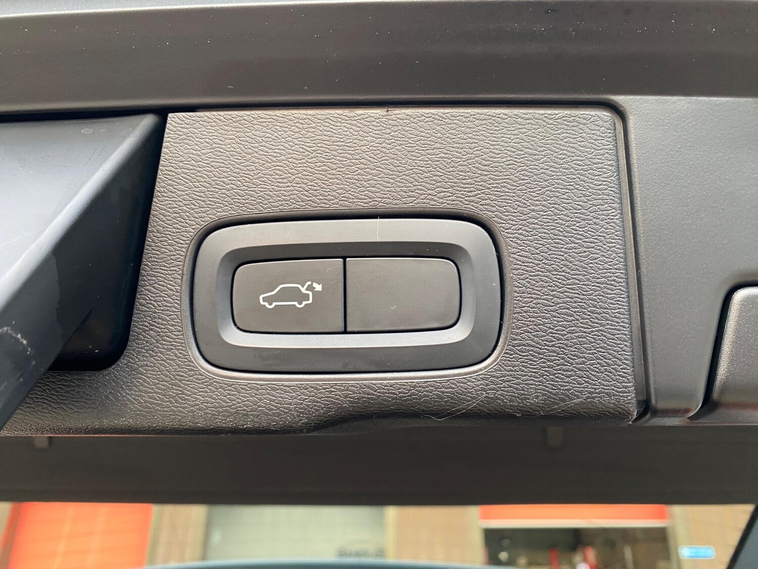 Used Volvo XC60 2021 for sale - 76388881: Photo 51